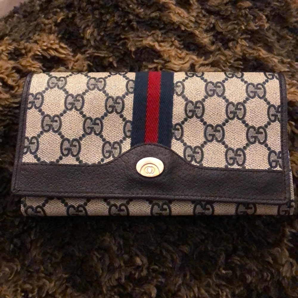 Vintage Gucci Wallet